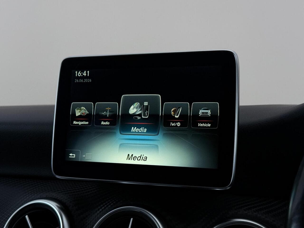 Mercedes-Benz A Class thumbnail Infotainment System