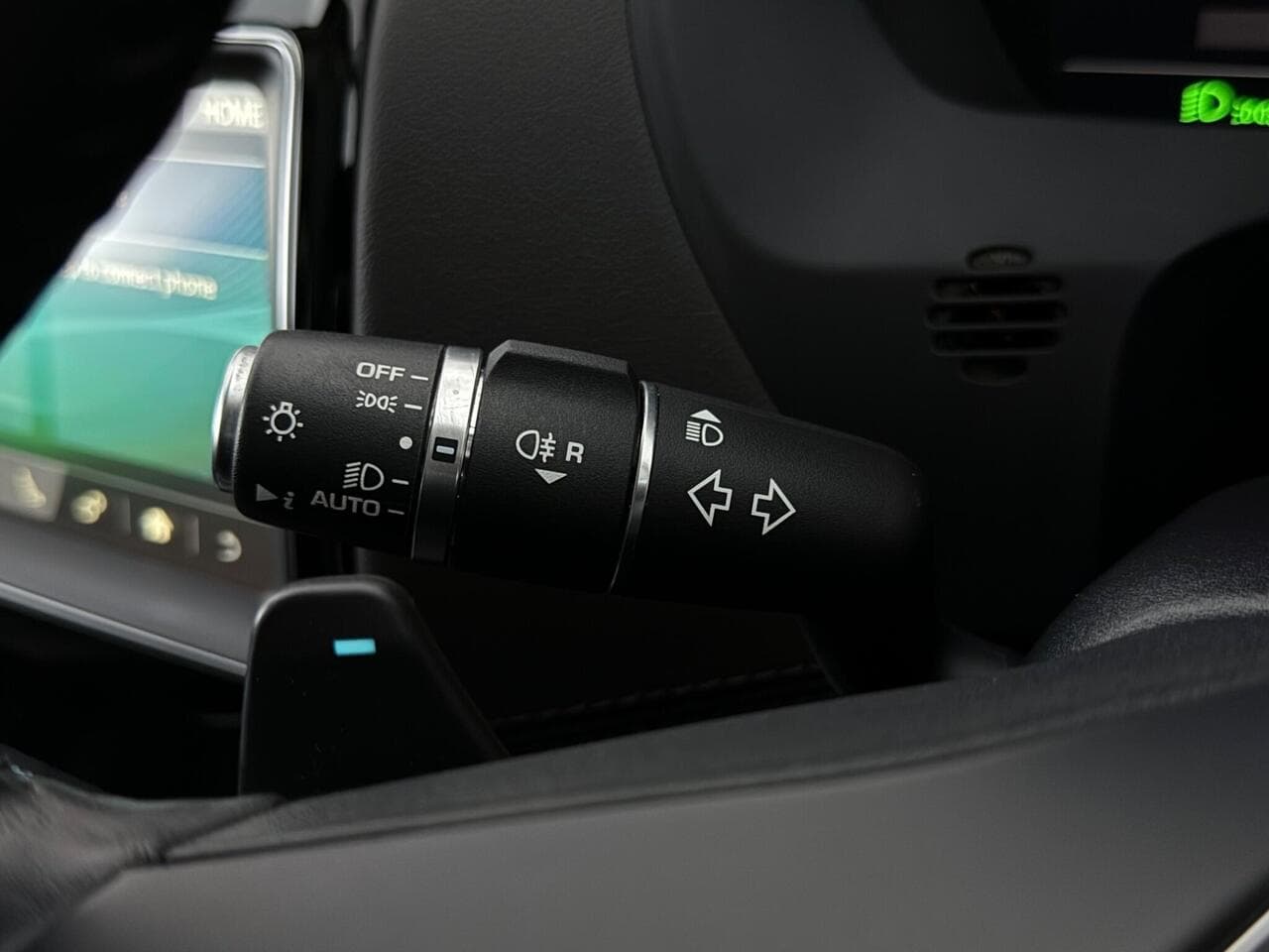 Jaguar F-PACE thumbnail Misc Controls