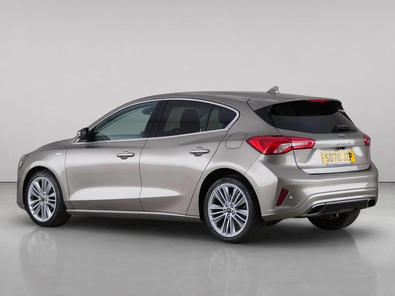 Ford Focus thumbnail Side Left