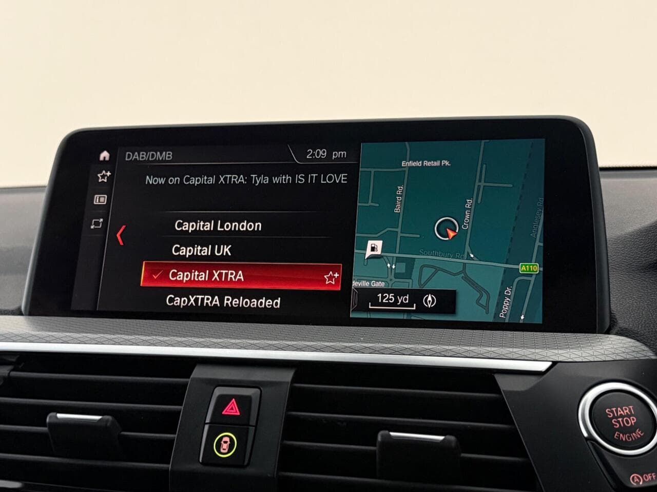 BMW X3 thumbnail Infotainment System