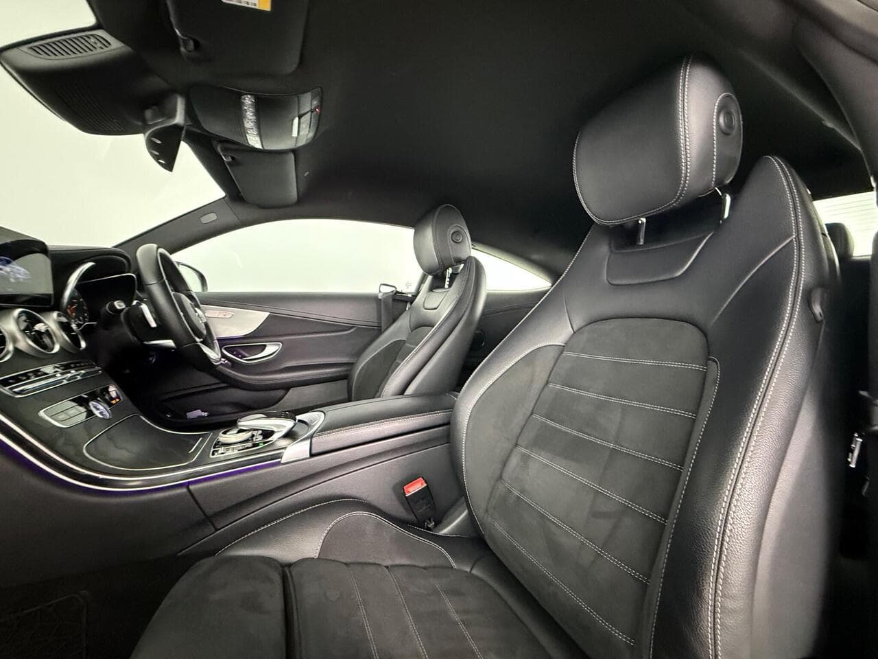 Mercedes-Benz C Class thumbnail Seat Front Passenger