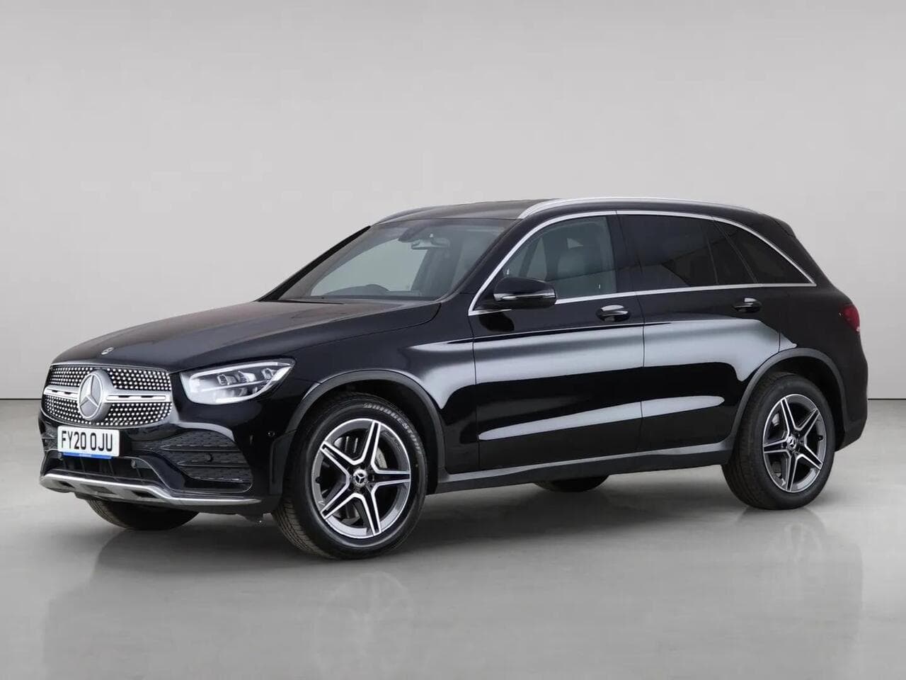 Mercedes-Benz GLC thumbnail Front Left