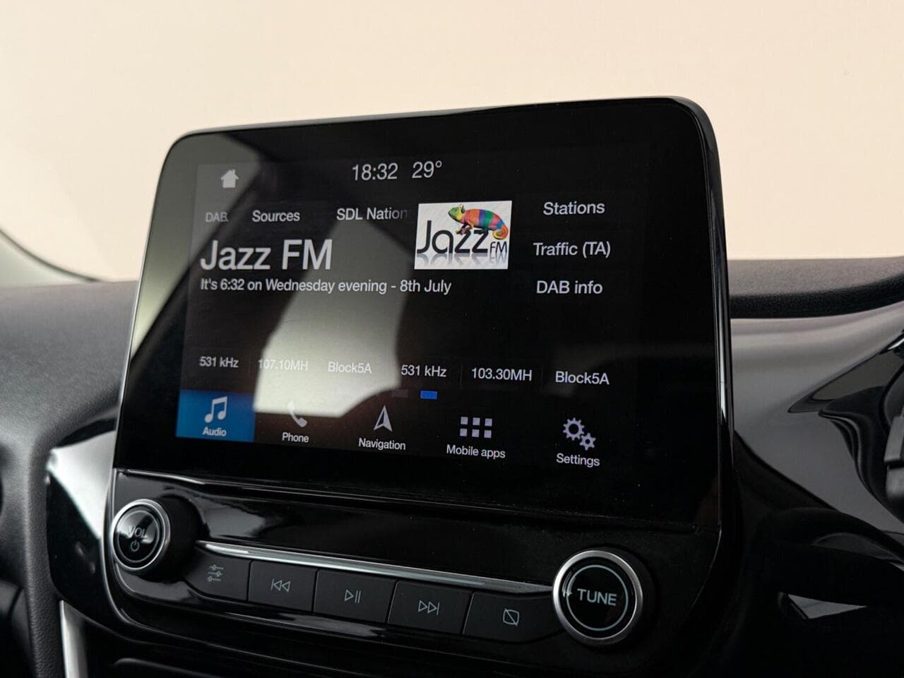 Ford Fiesta thumbnail Infotainment System