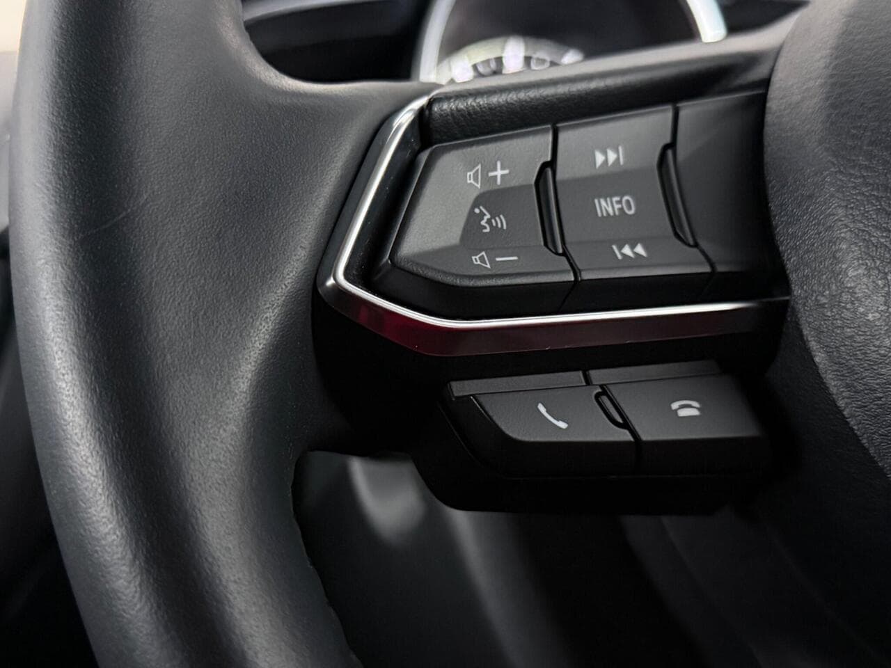Mazda Mazda2 thumbnail Misc Controls