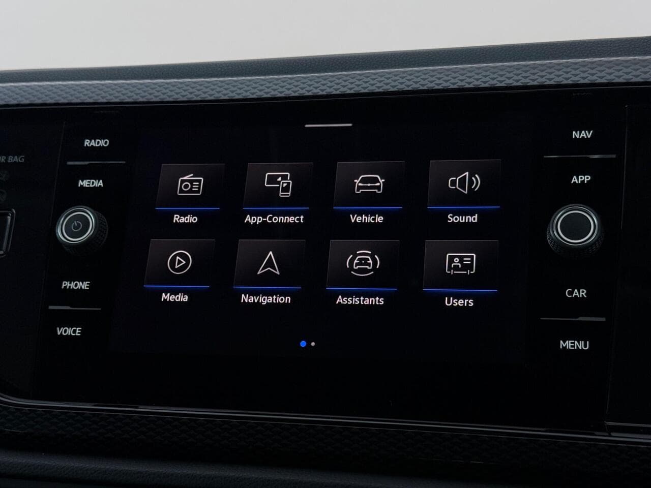 Volkswagen Polo thumbnail Infotainment System
