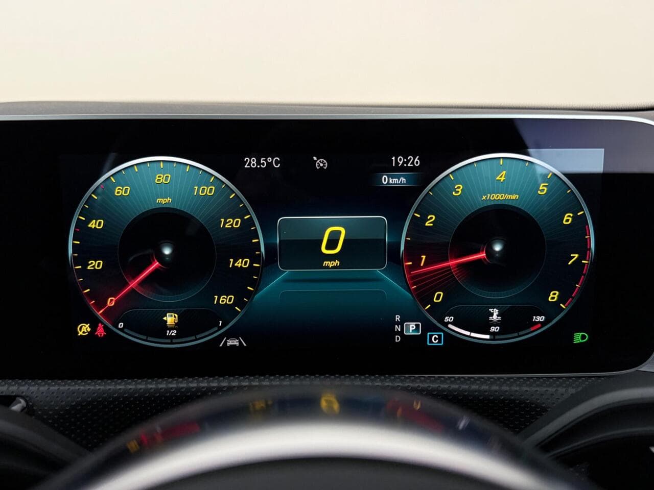 Mercedes-Benz CLA thumbnail Driver Instruments