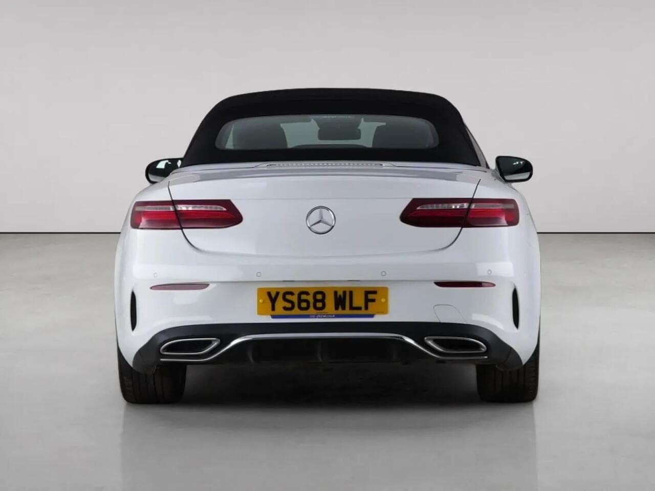 Mercedes-Benz E Class thumbnail Rear