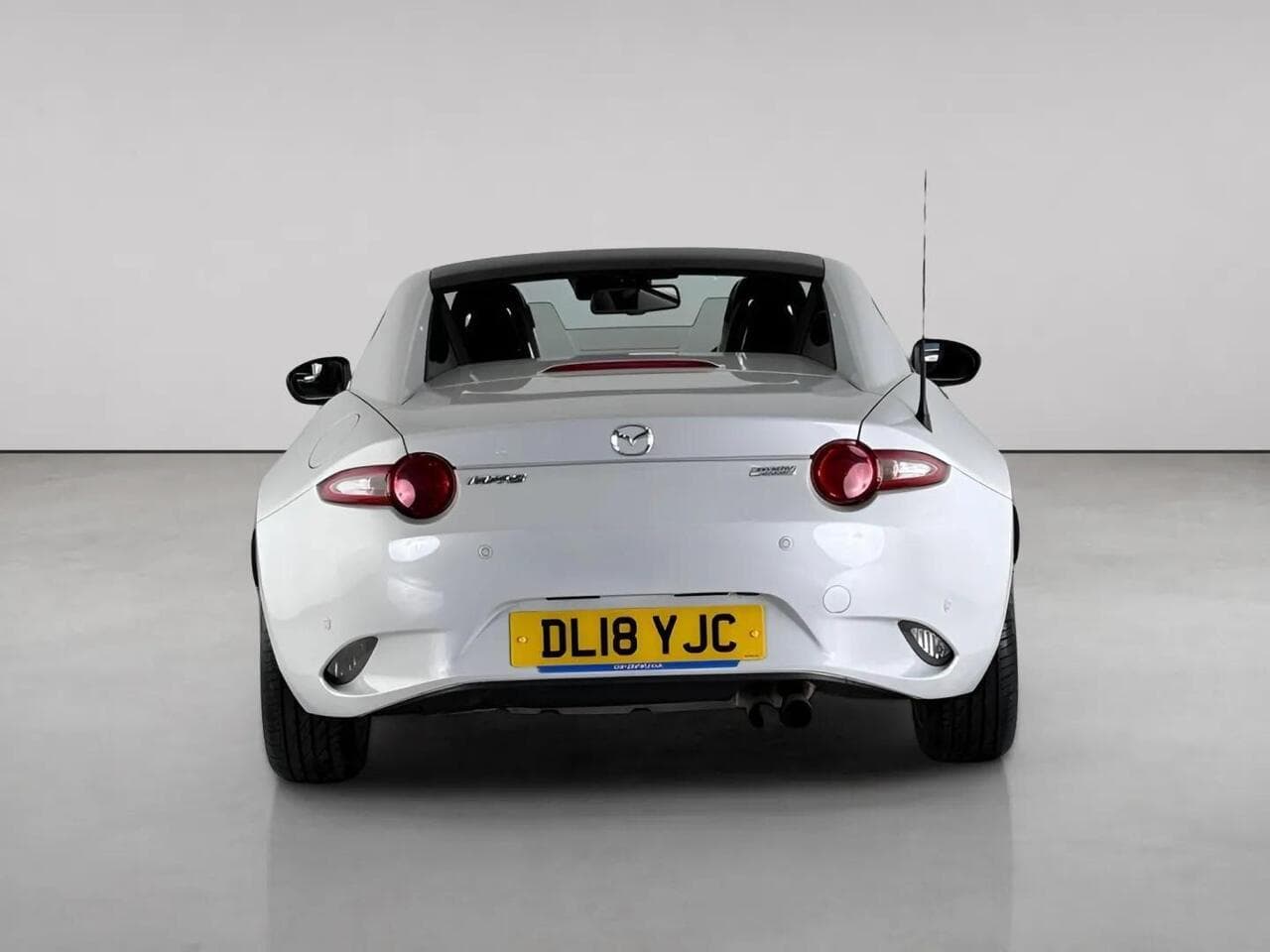 Mazda MX-5 RF thumbnail Rear