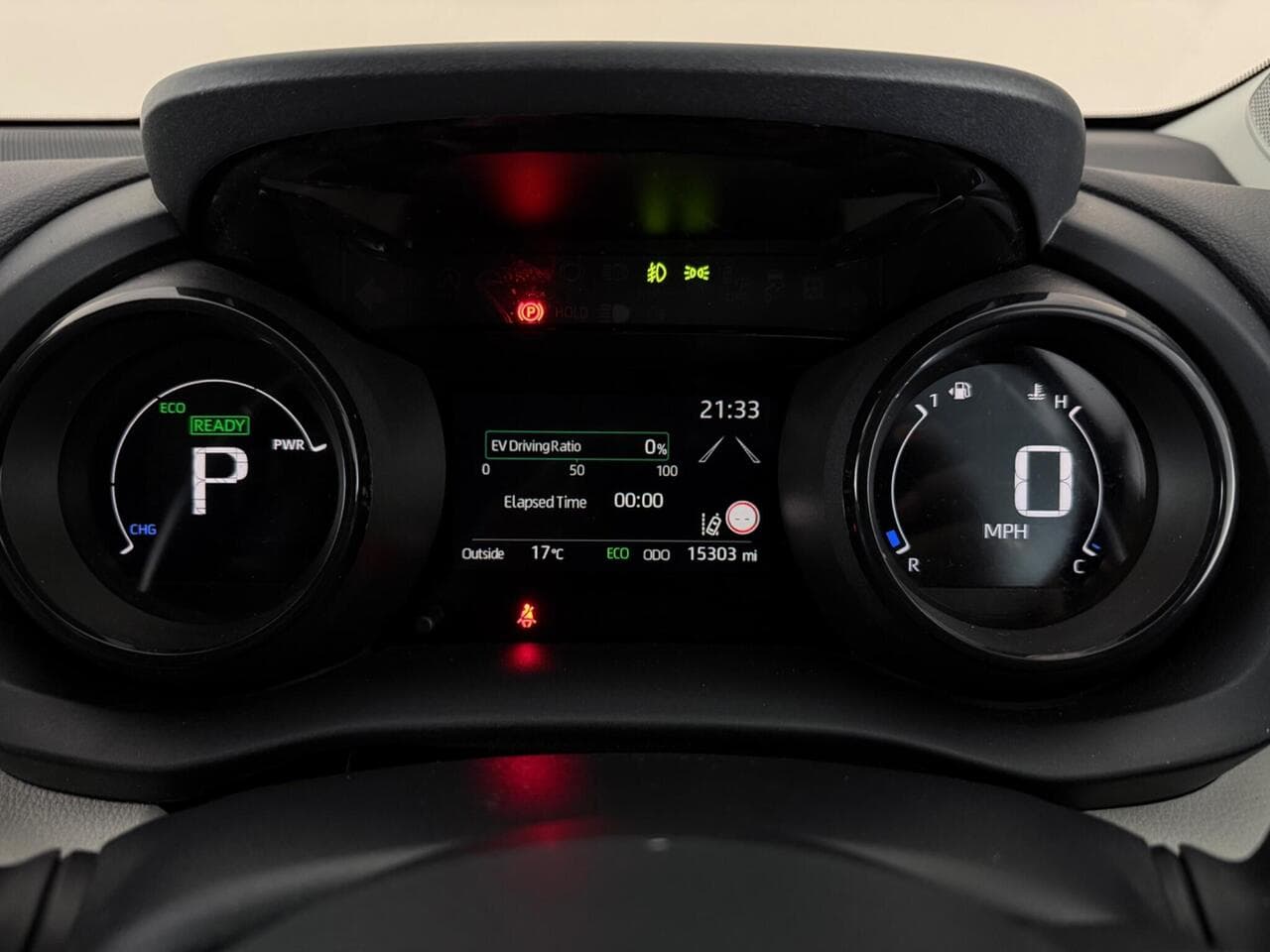 Toyota Yaris thumbnail Driver Instruments