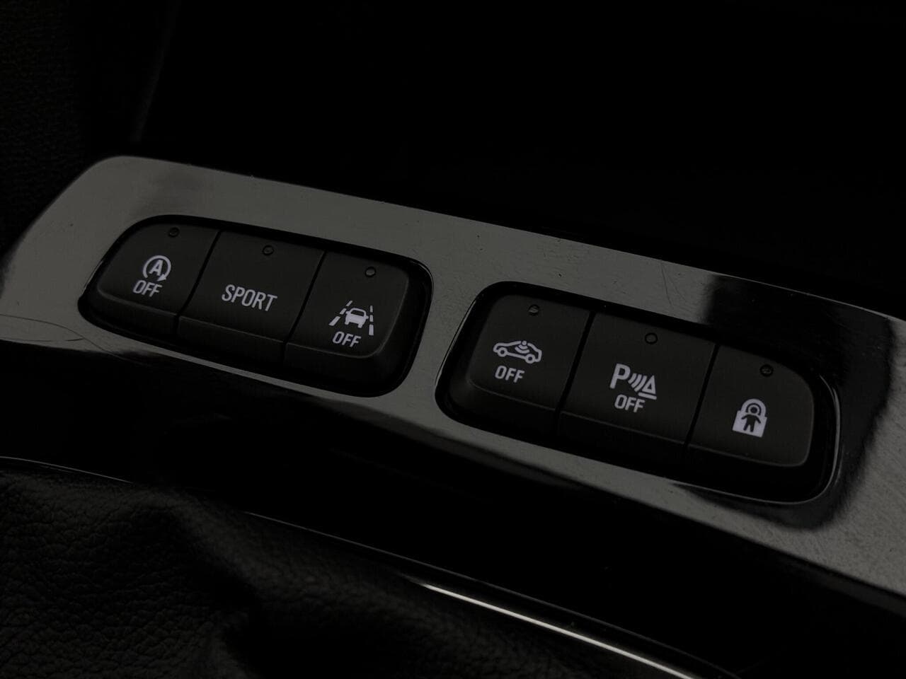 Vauxhall Mokka thumbnail Misc Controls