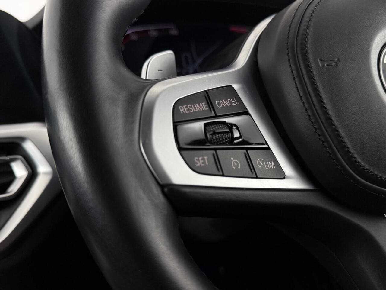 BMW 3 Series thumbnail Misc Controls