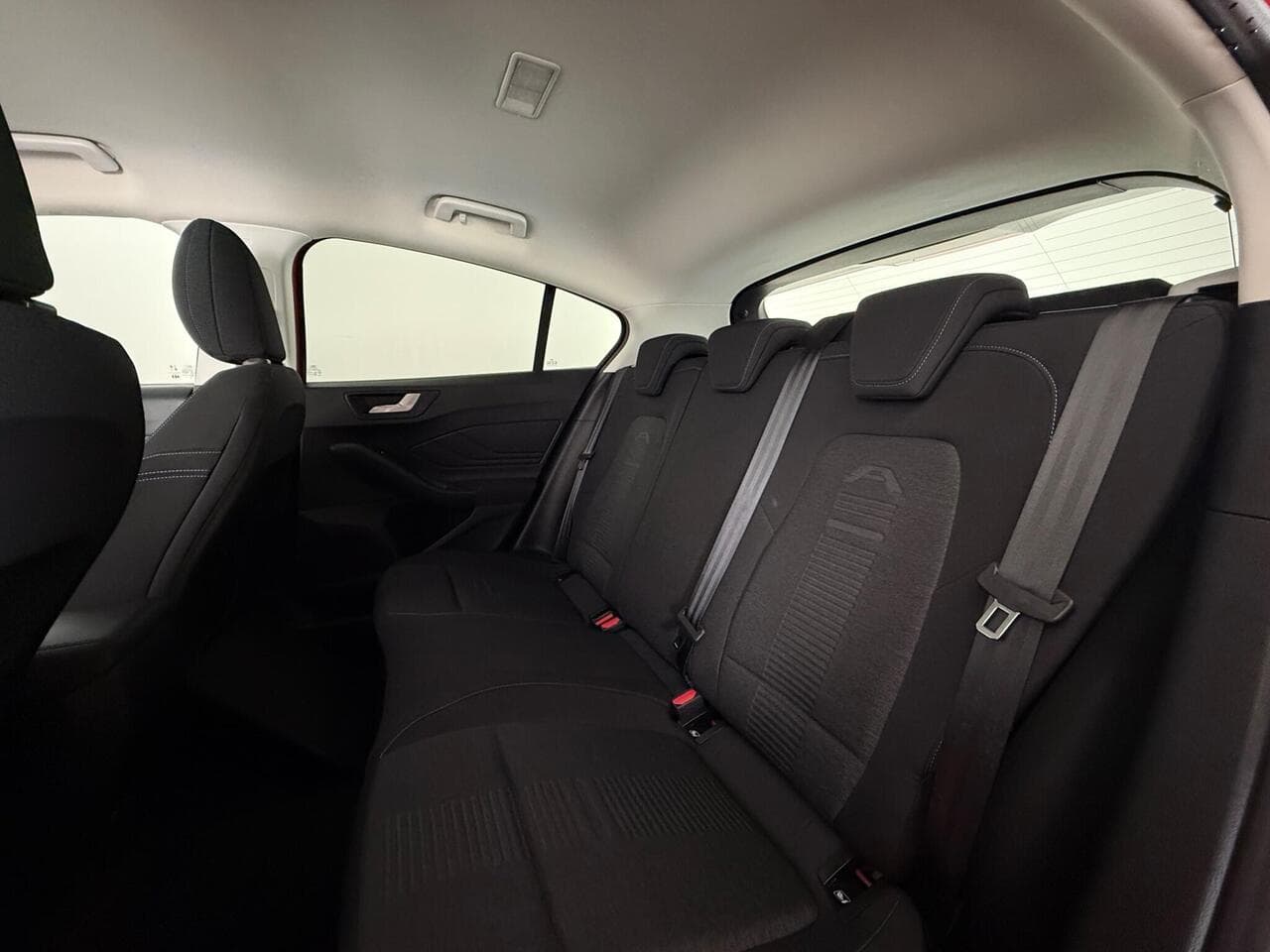 Ford Focus thumbnail Seats Rear