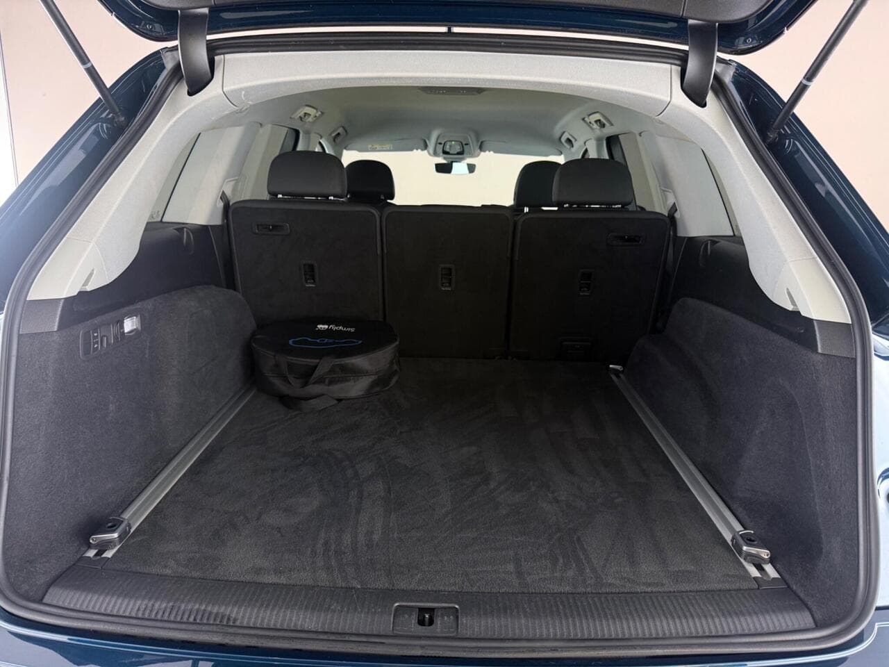 Audi Q7 thumbnail Boot