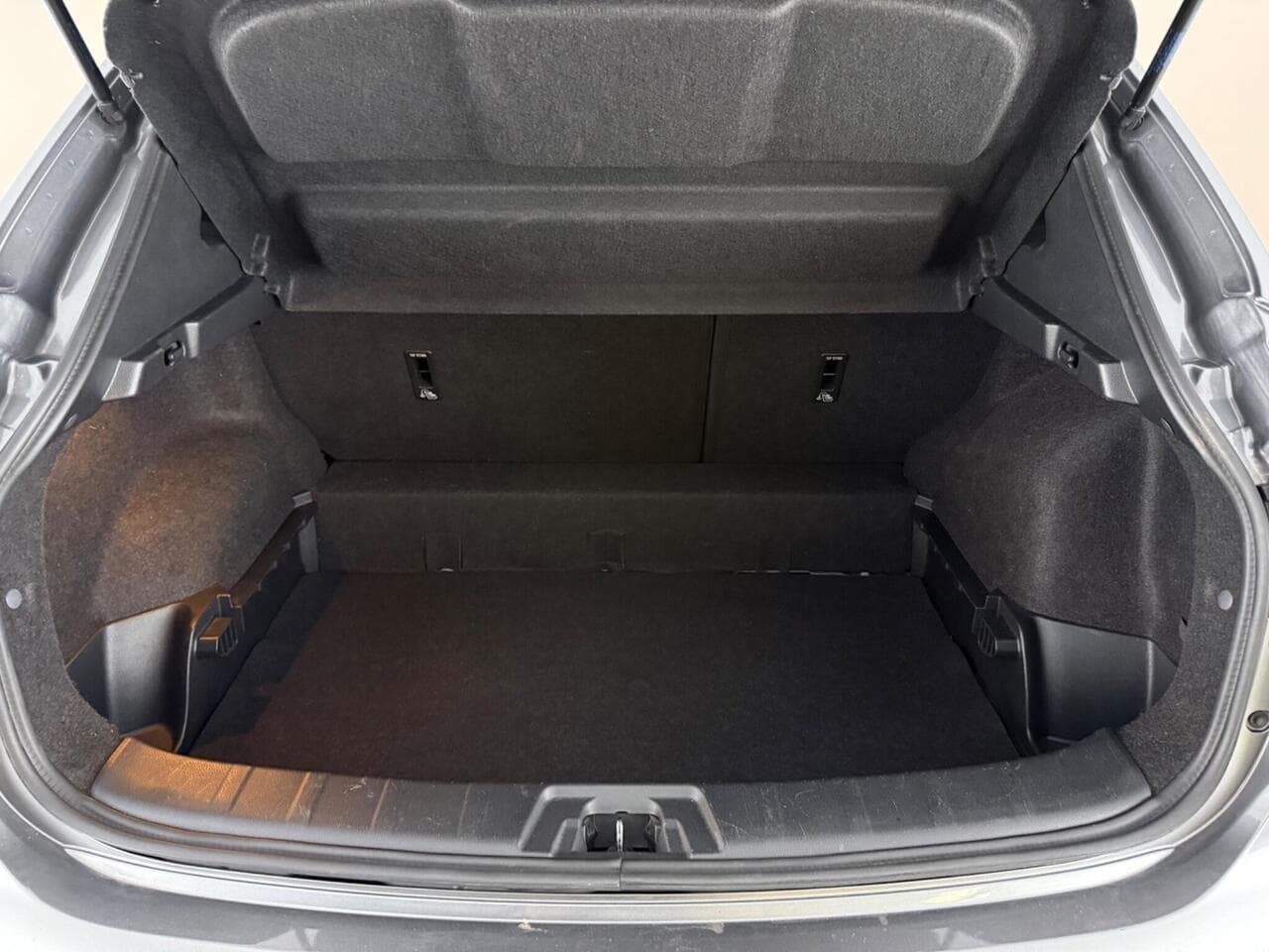 Nissan Qashqai thumbnail Boot