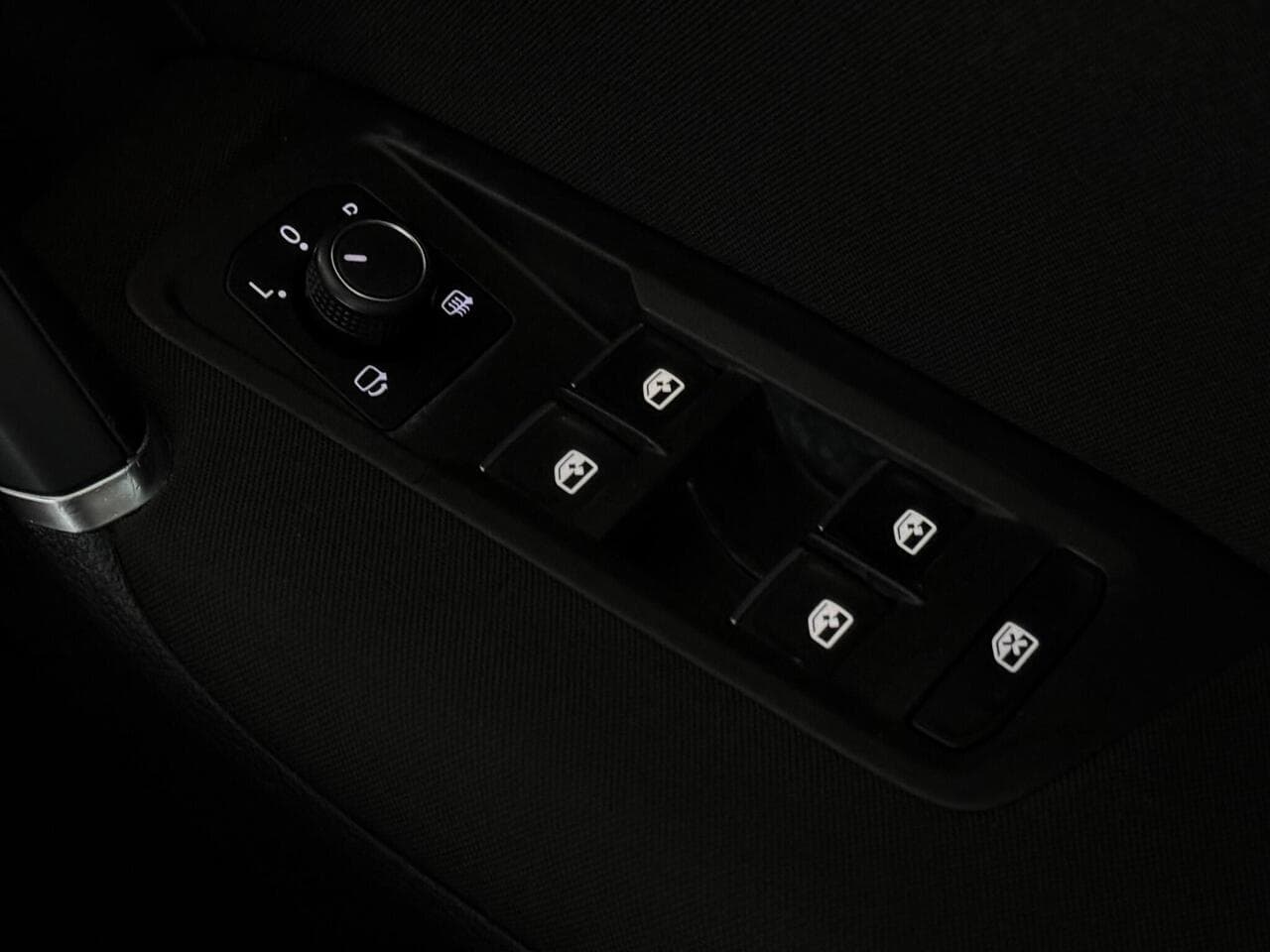 Volkswagen Touran thumbnail Misc Controls