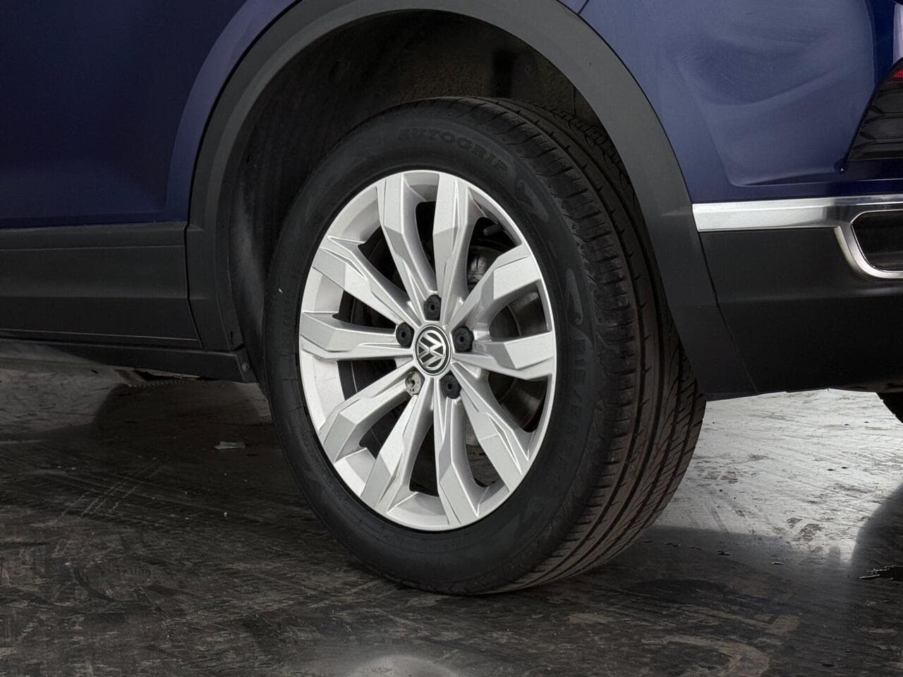 Volkswagen T-Roc thumbnail Wheel