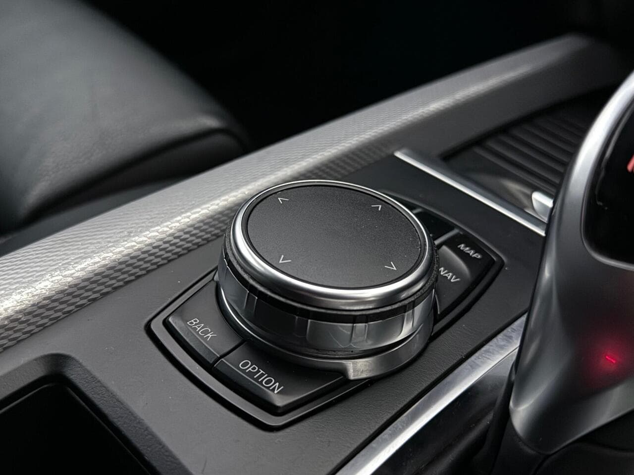 BMW X5 thumbnail Misc Controls