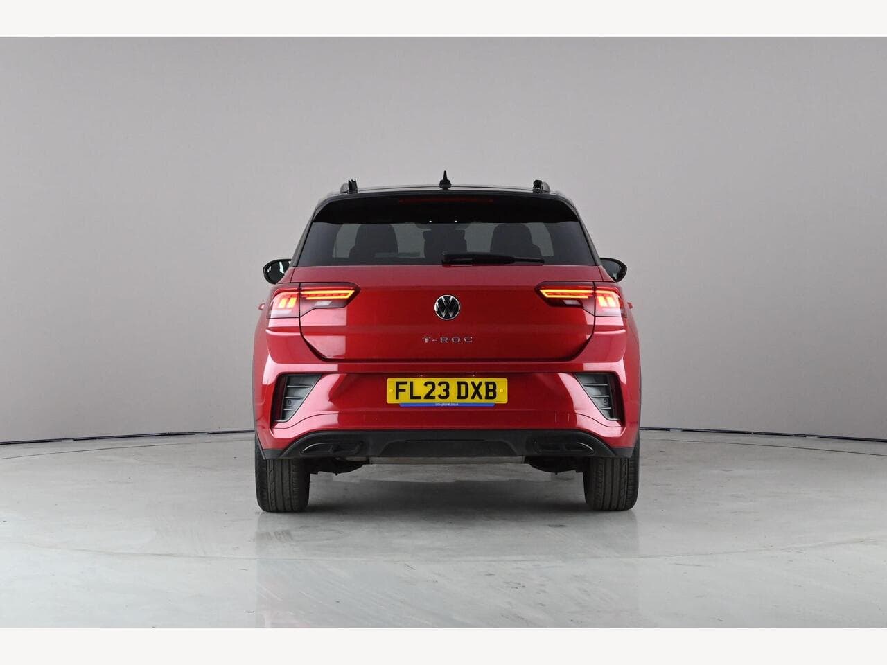 Volkswagen T-Roc thumbnail Rear