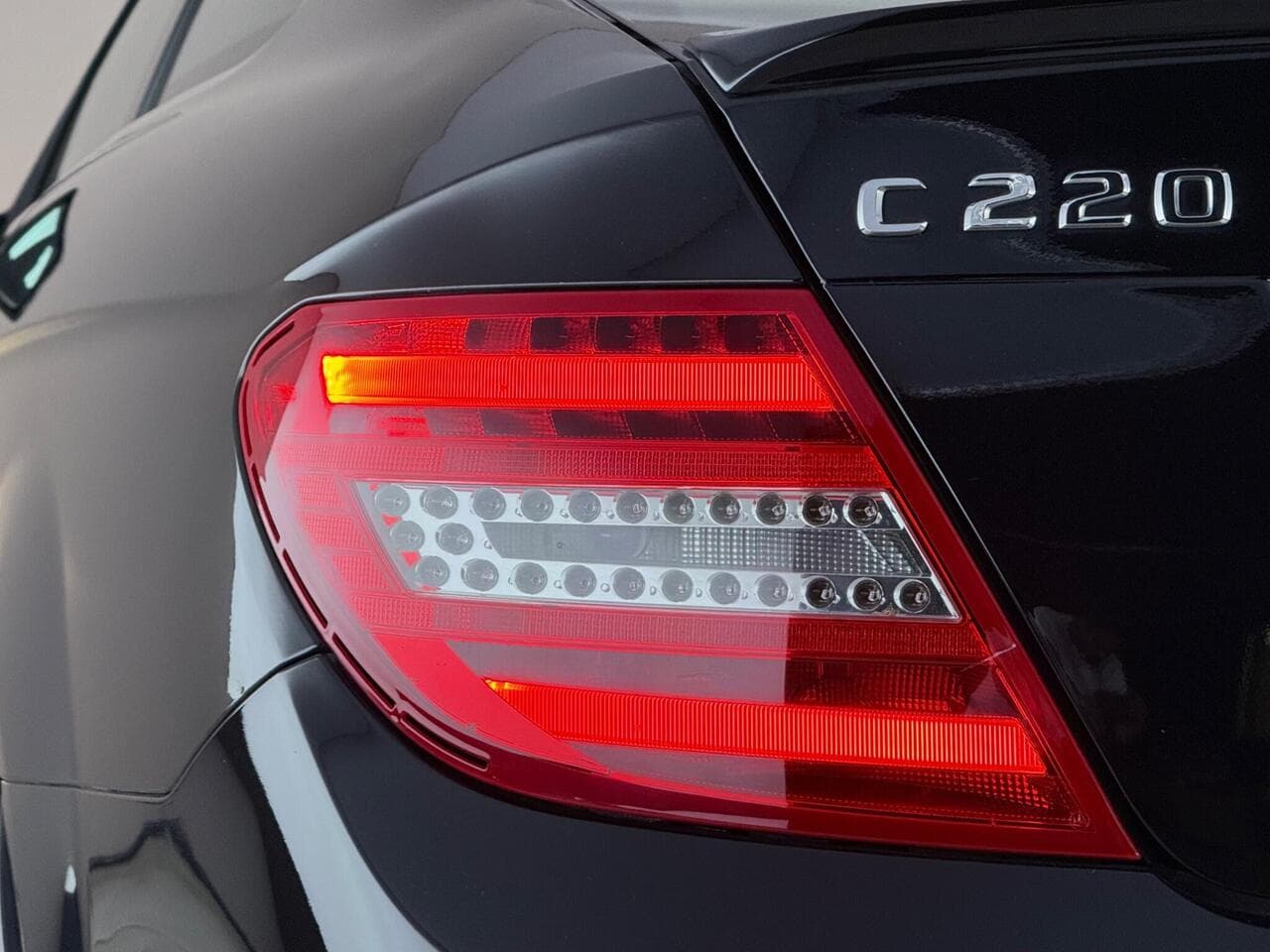 Mercedes-Benz C Class thumbnail Lights Rear