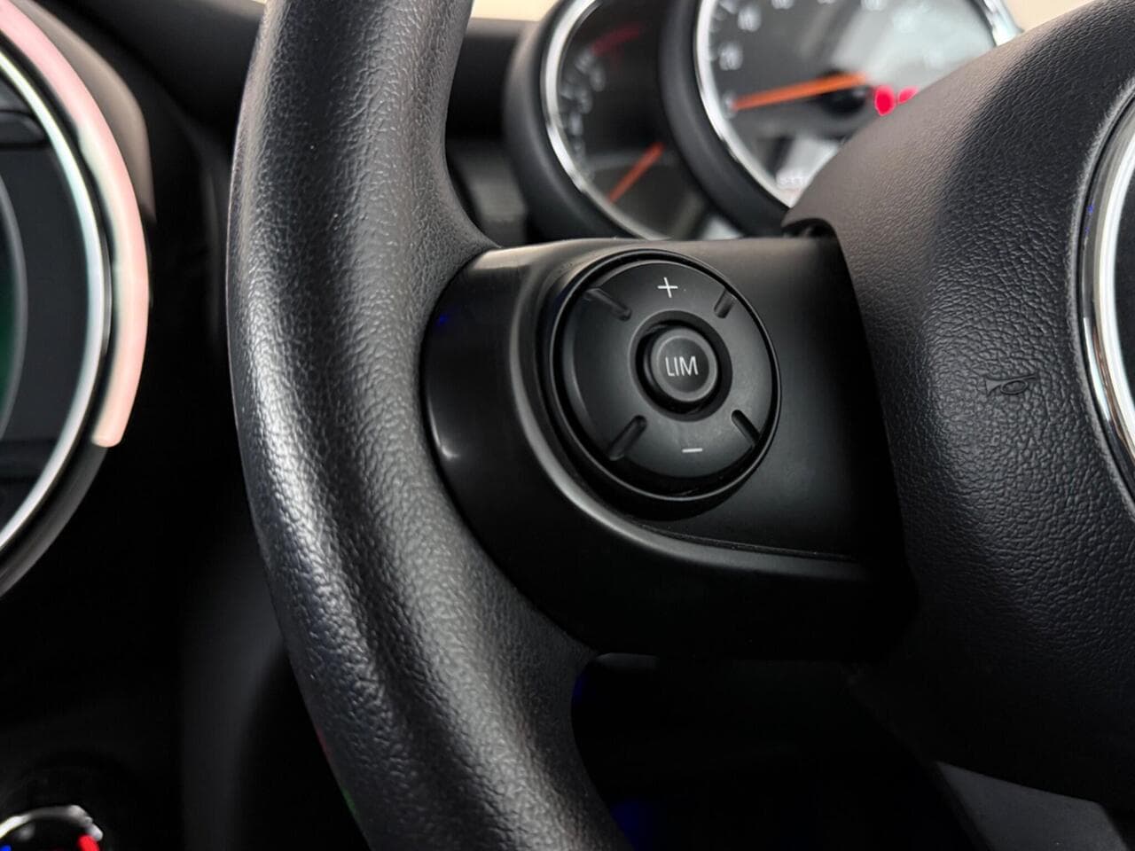 MINI Hatch thumbnail Misc Controls