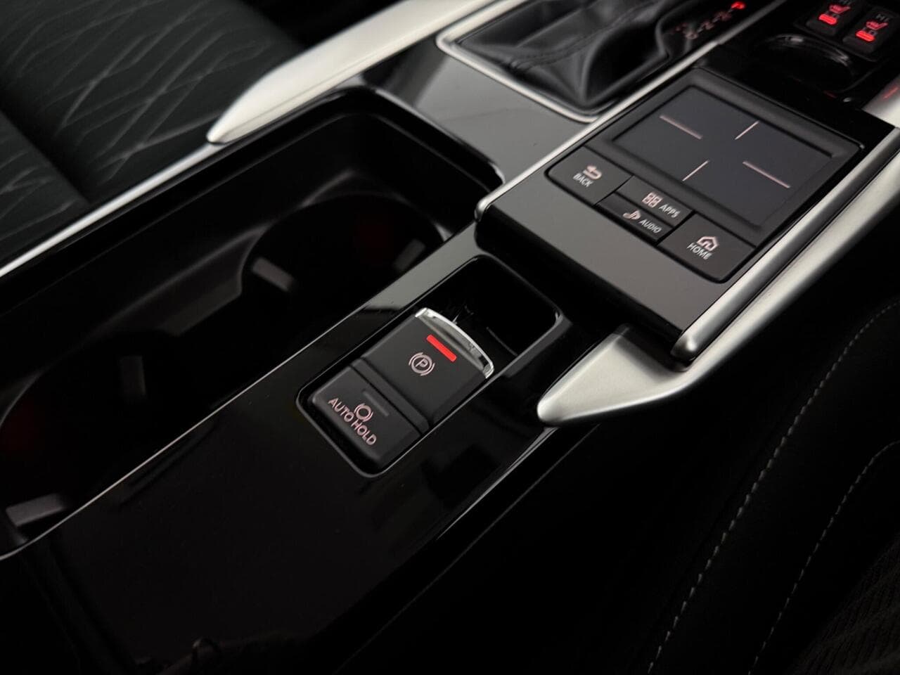 Mitsubishi Eclipse Cross thumbnail Interior Front