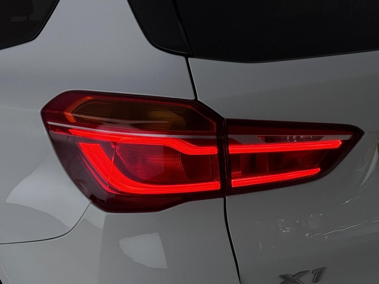 BMW X1 thumbnail Lights Rear