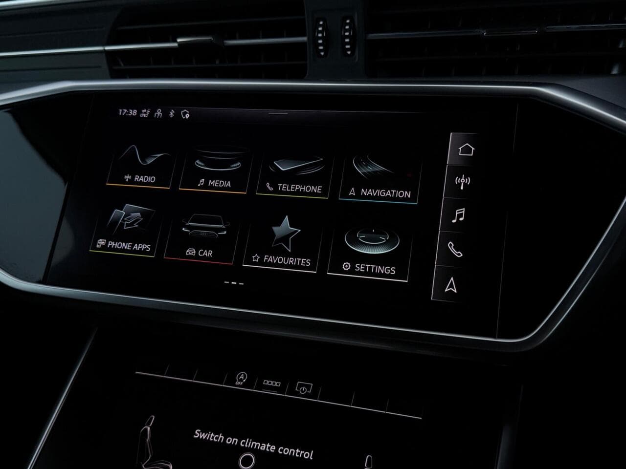 Audi A6 Saloon thumbnail Infotainment System