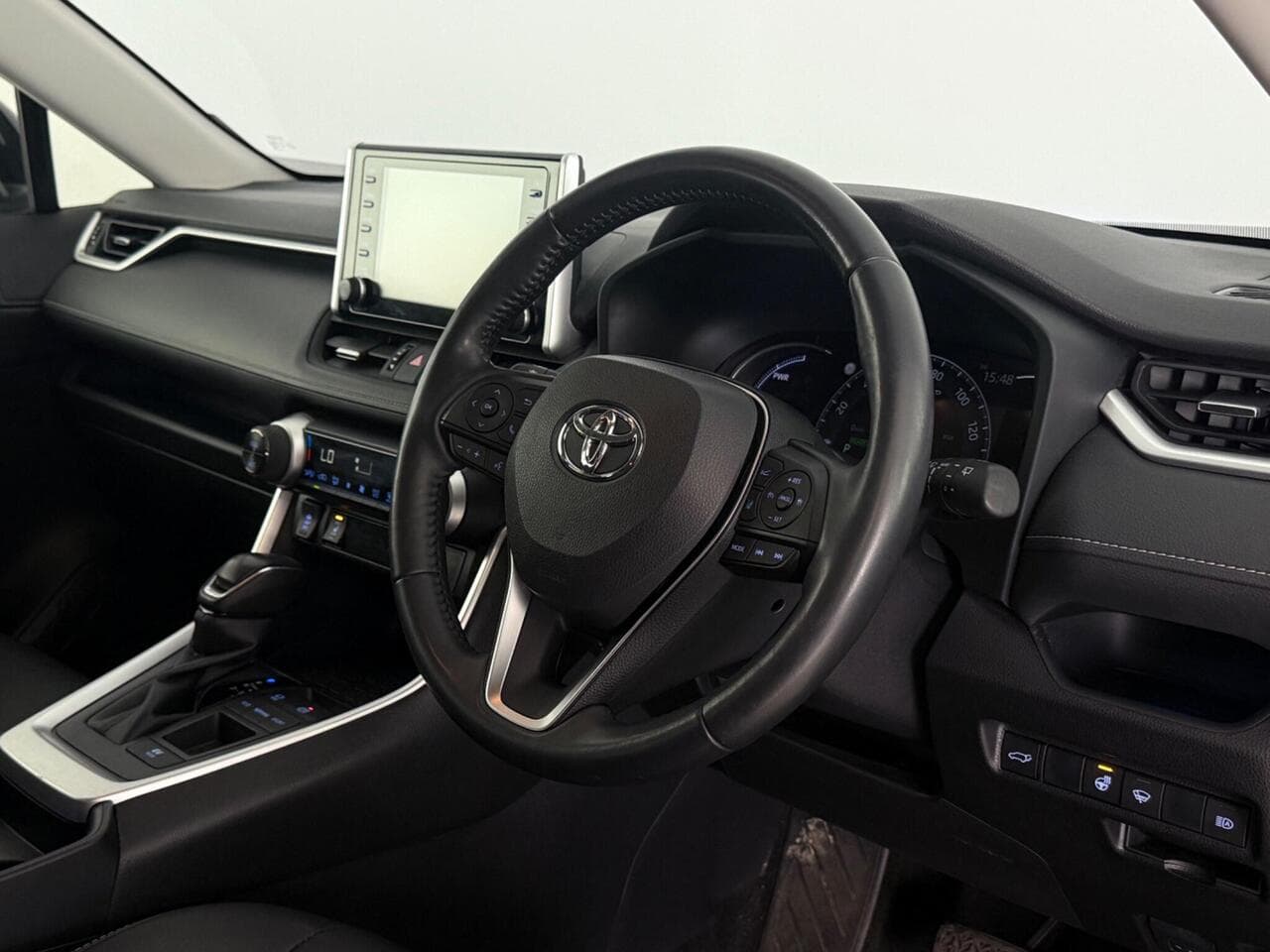 Toyota RAV4 thumbnail Steering Wheel