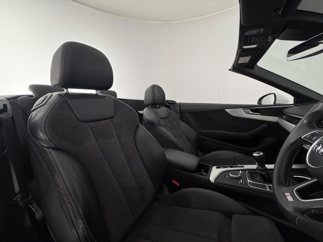 Audi A5 Cabriolet thumbnail Seat Driver