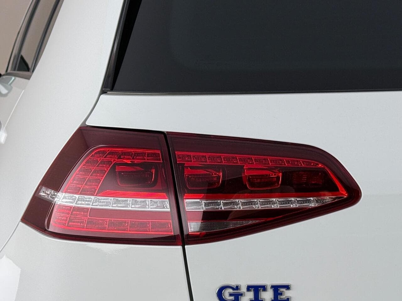 Volkswagen Golf thumbnail Lights Rear