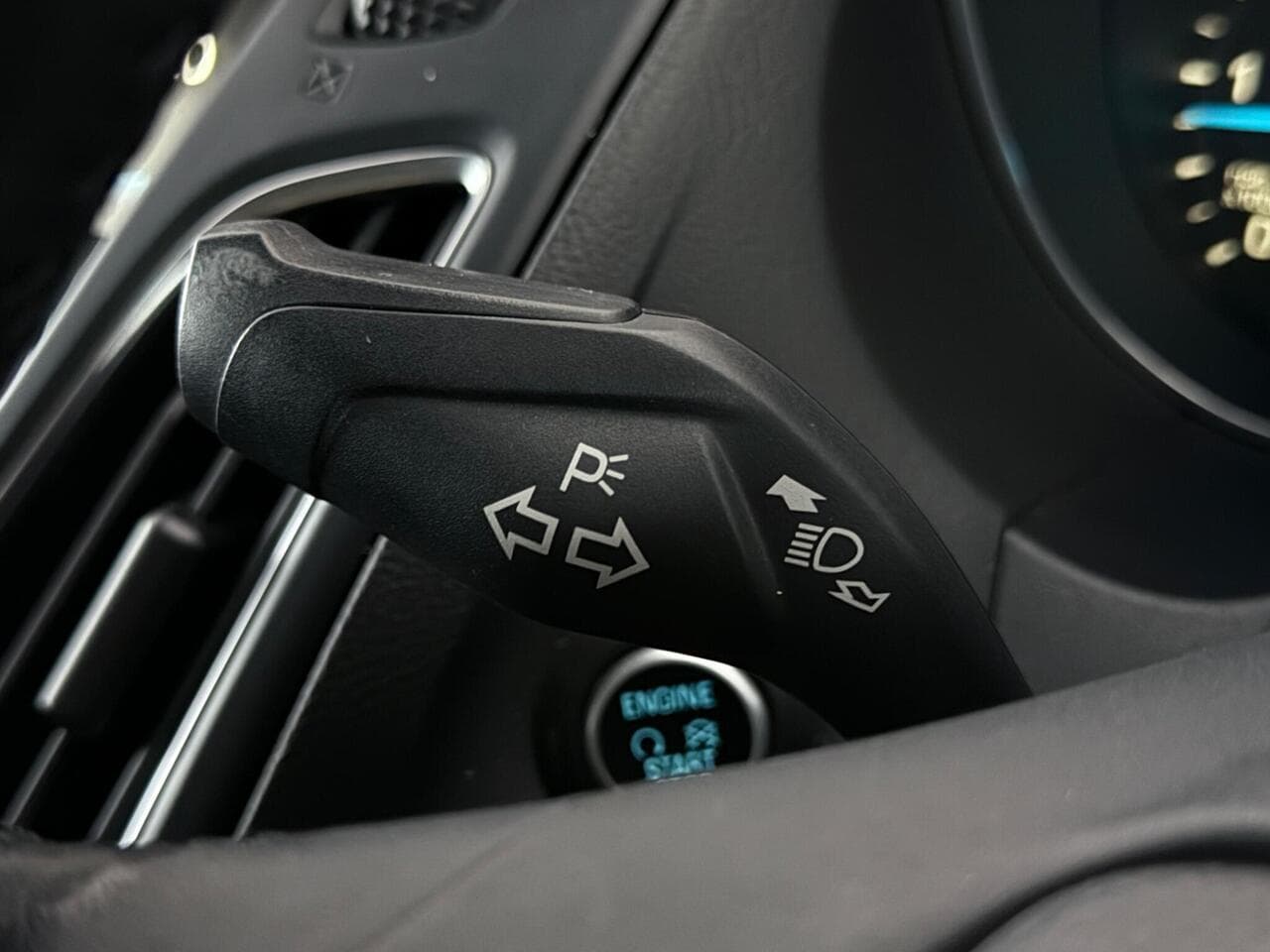 Ford Focus thumbnail Misc Controls