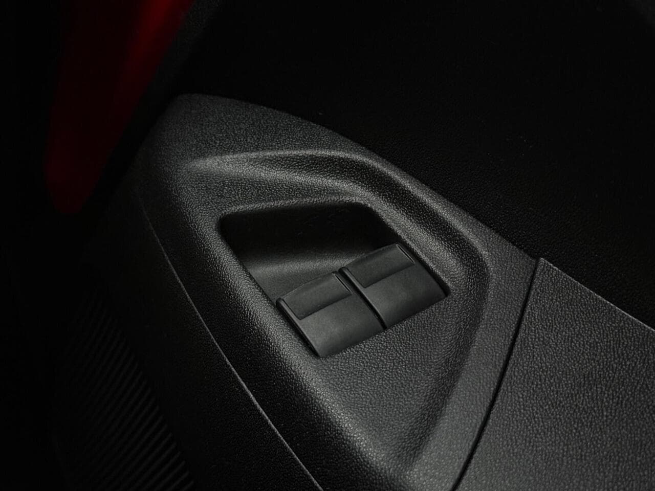 Toyota AYGO thumbnail Misc Controls