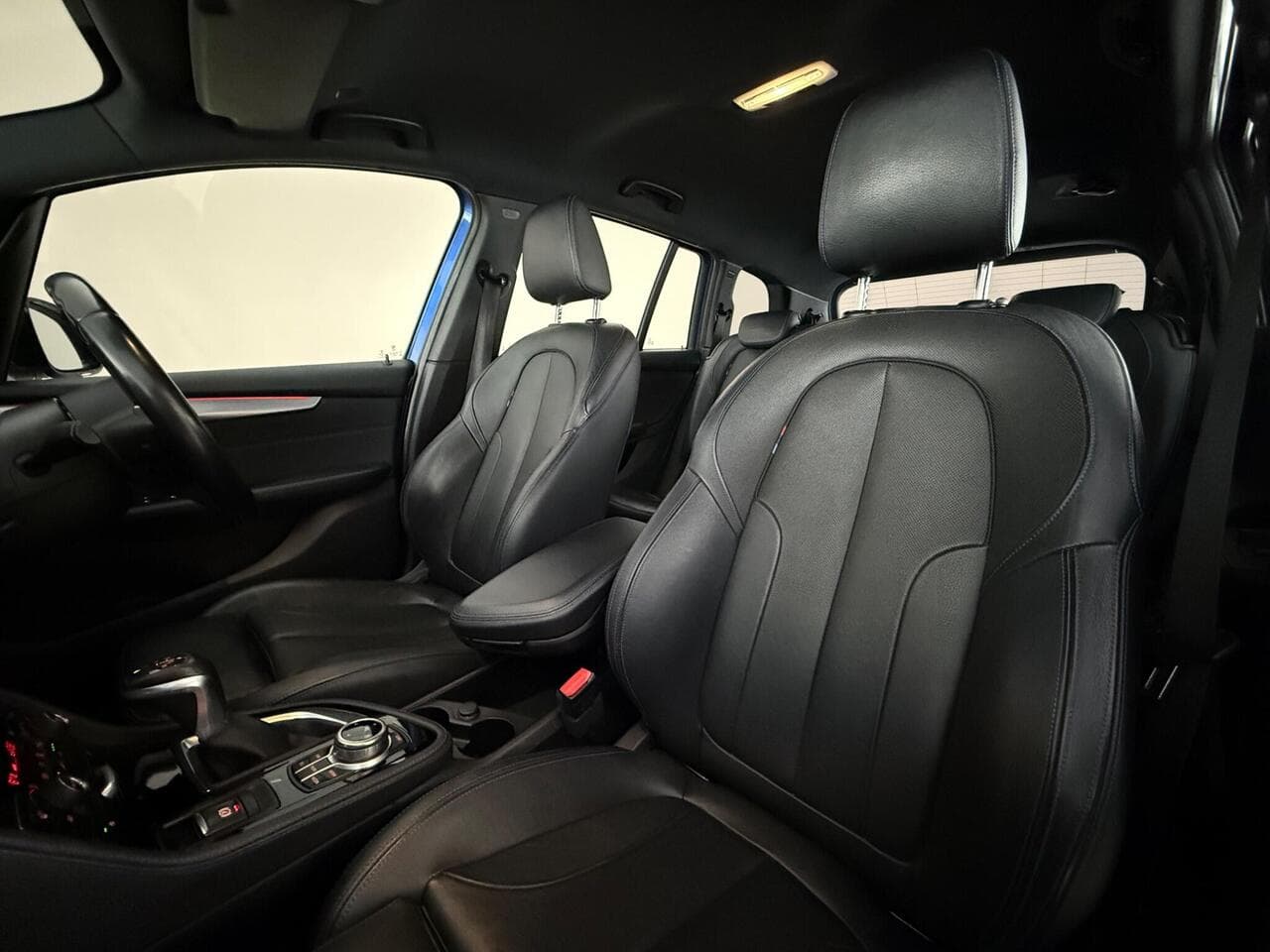 BMW 2 Series Gran Tourer thumbnail Seat Front Passenger