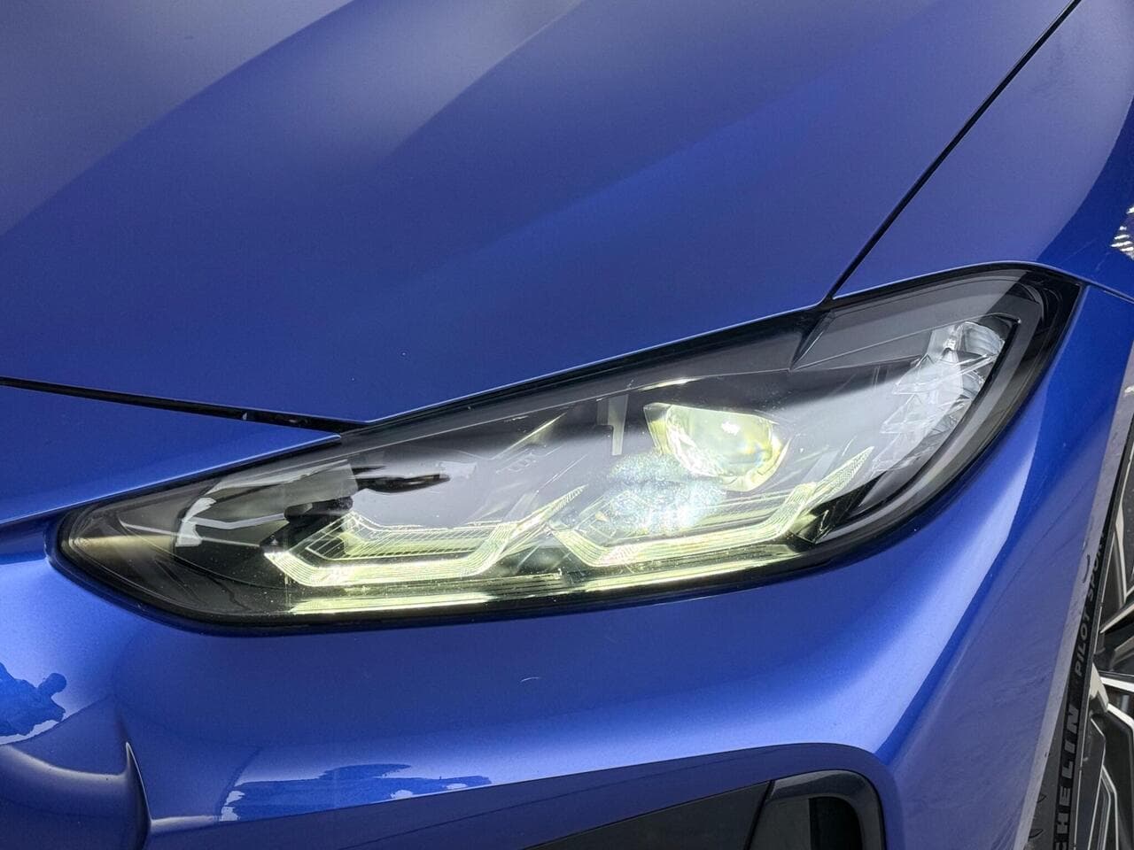 BMW 4 Series thumbnail Lights Front