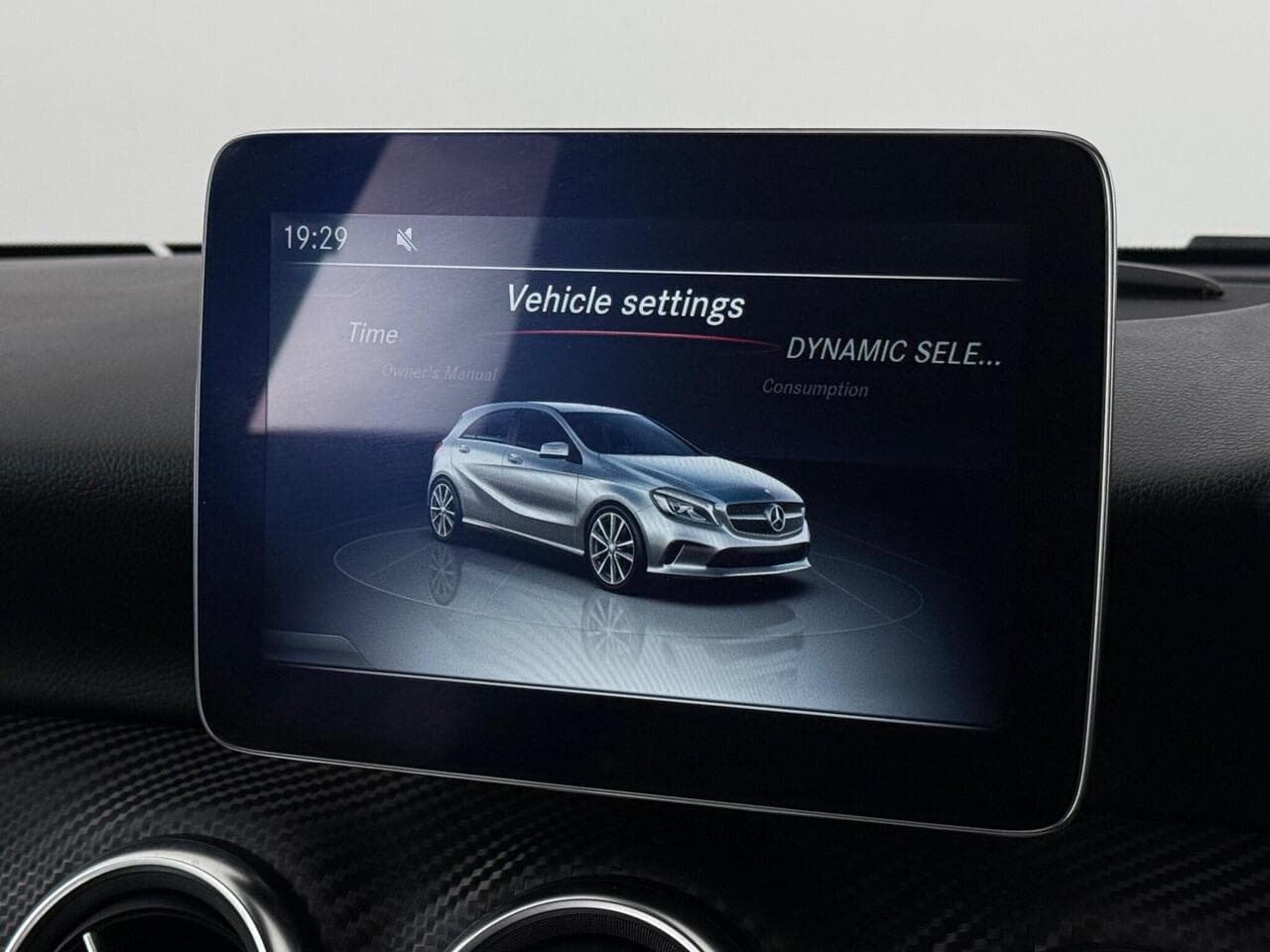 Mercedes-Benz A Class thumbnail Infotainment System
