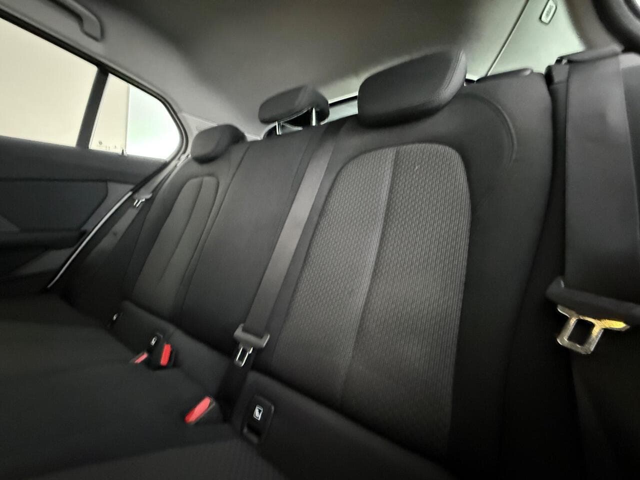 BMW 1 Series thumbnail Seats Rear