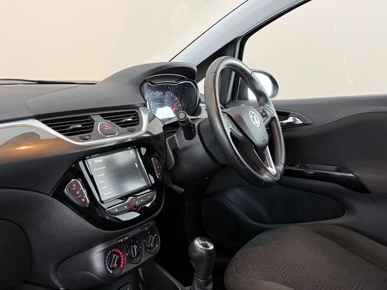 Vauxhall Corsa thumbnail Interior Front