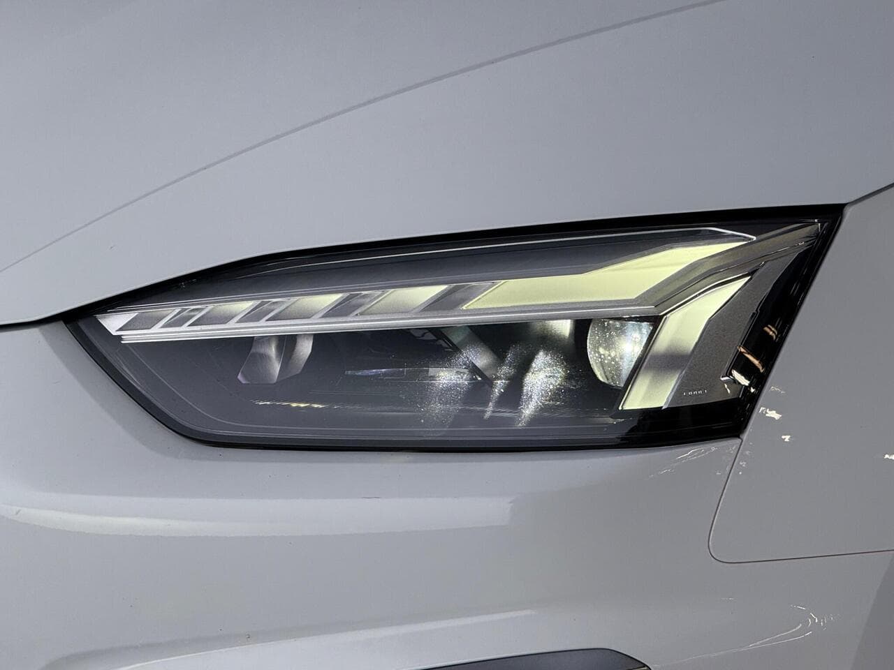 Audi A5 thumbnail Lights Front