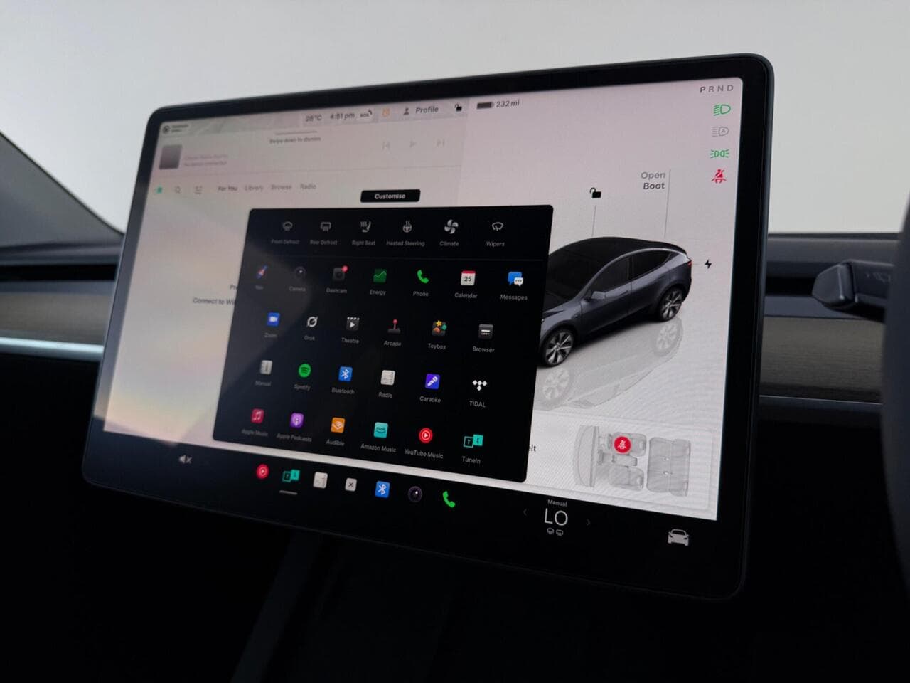 Tesla Model Y thumbnail Infotainment System