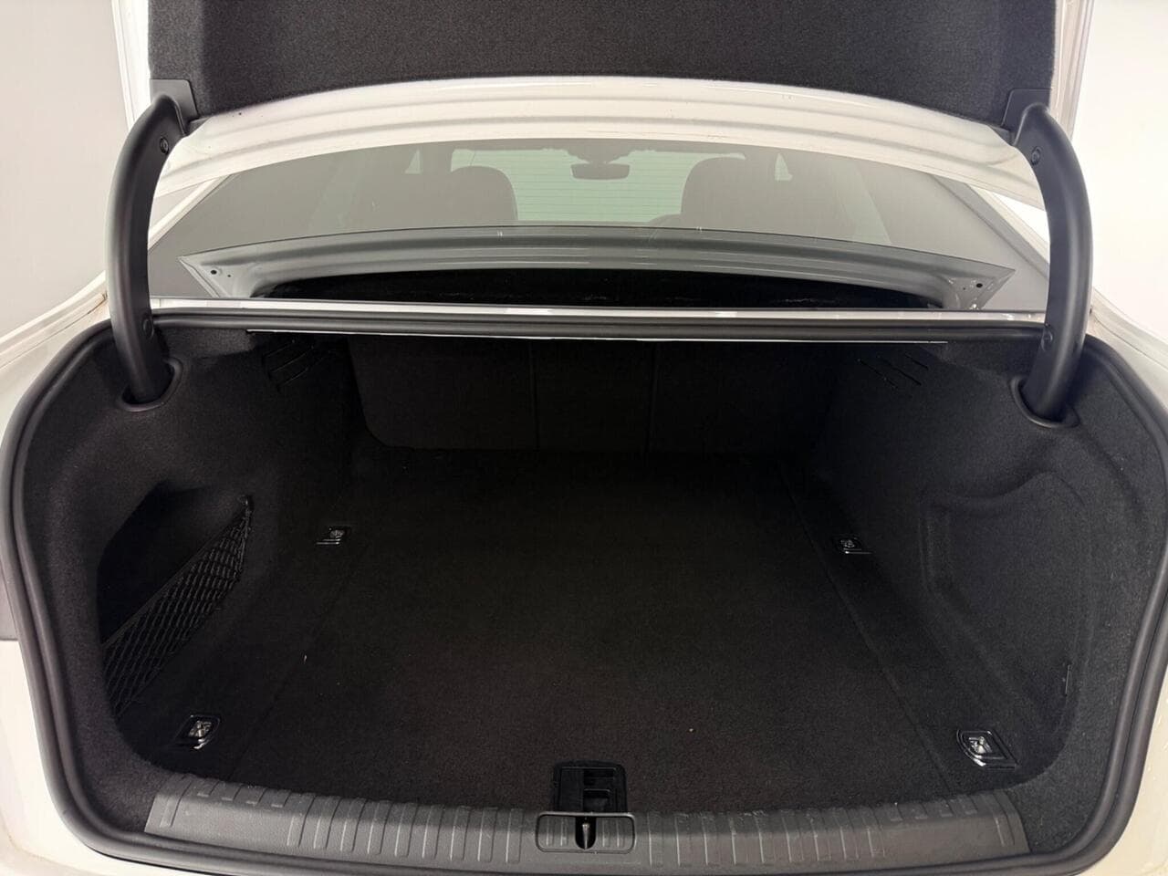 Audi A6 Saloon thumbnail Boot