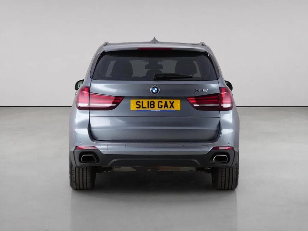 BMW X5 thumbnail Rear