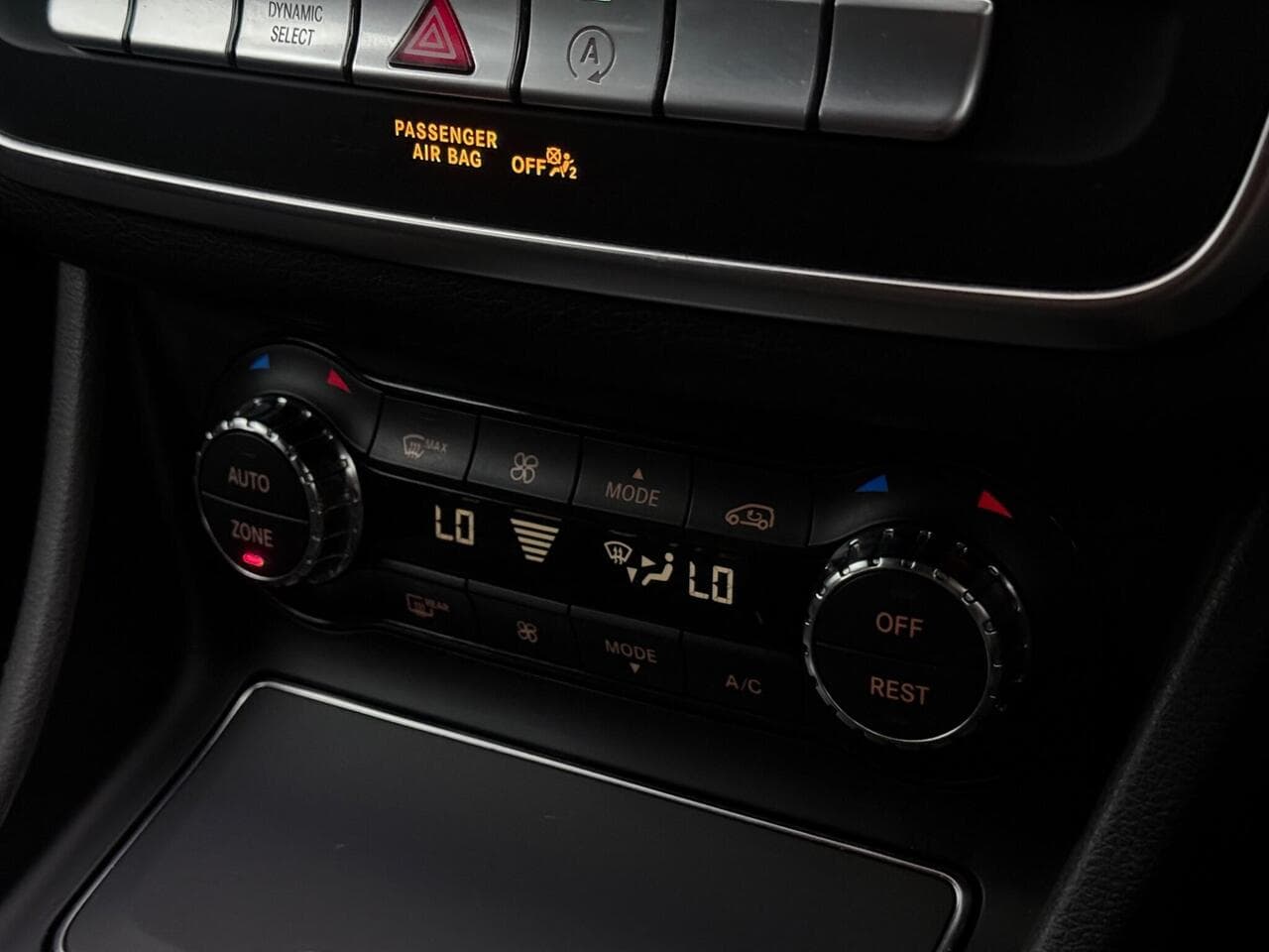 Mercedes-Benz GLA thumbnail Misc Controls