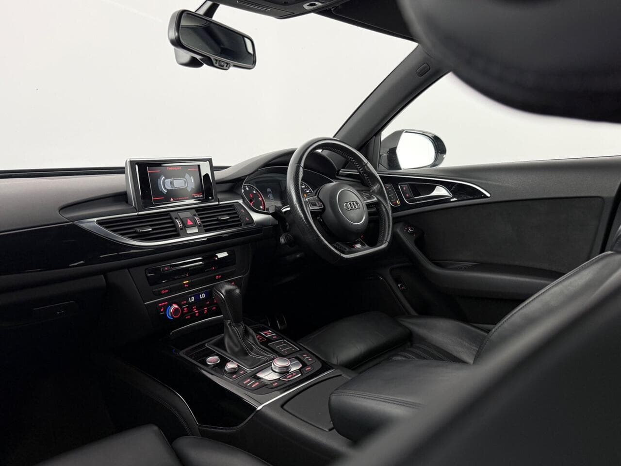 Audi A6 Avant thumbnail Interior Front