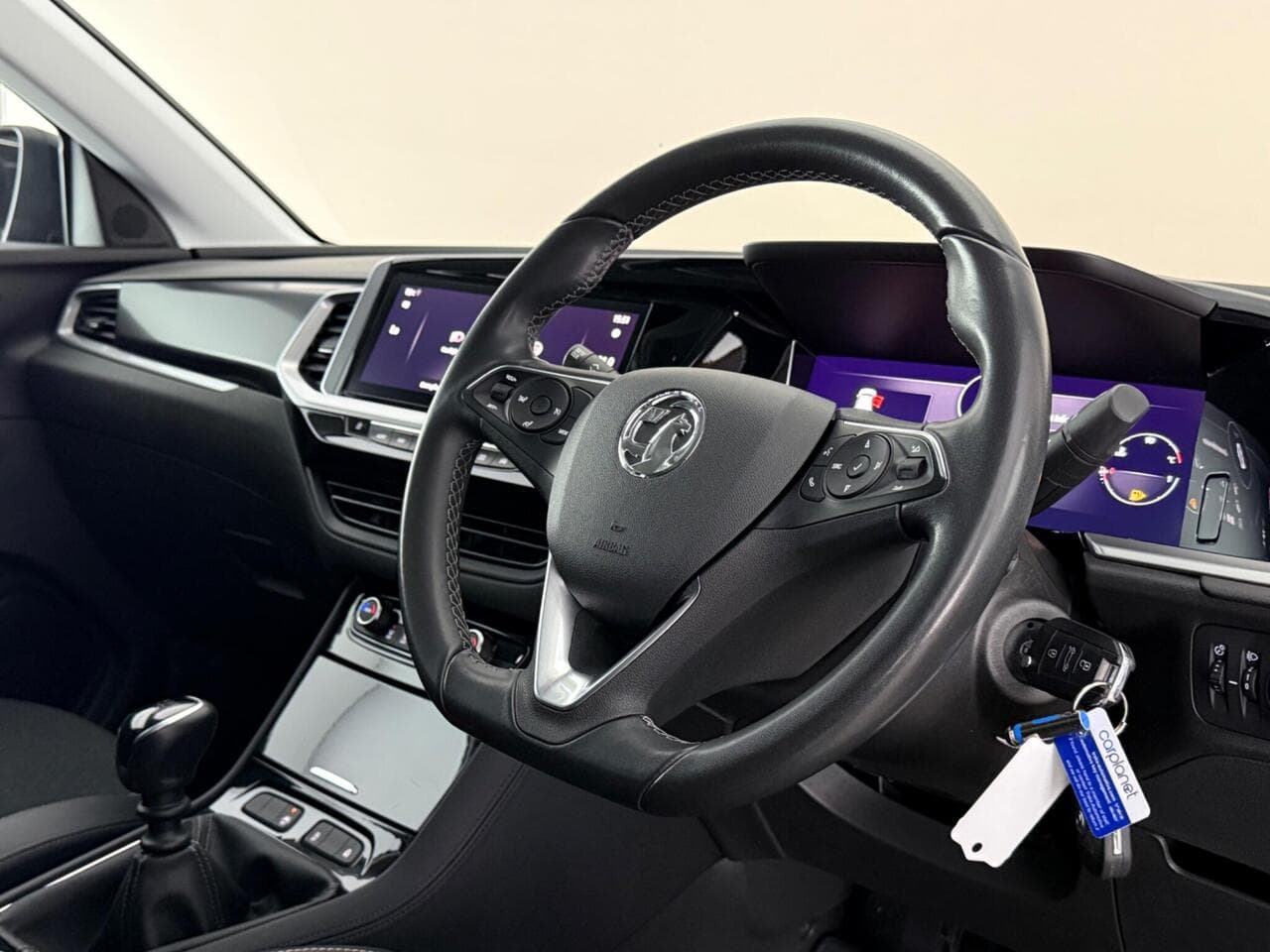 Vauxhall Grandland thumbnail Steering Wheel