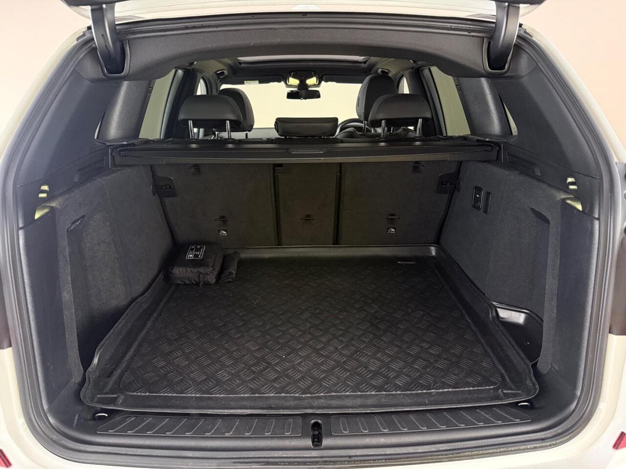 BMW X3 thumbnail Boot