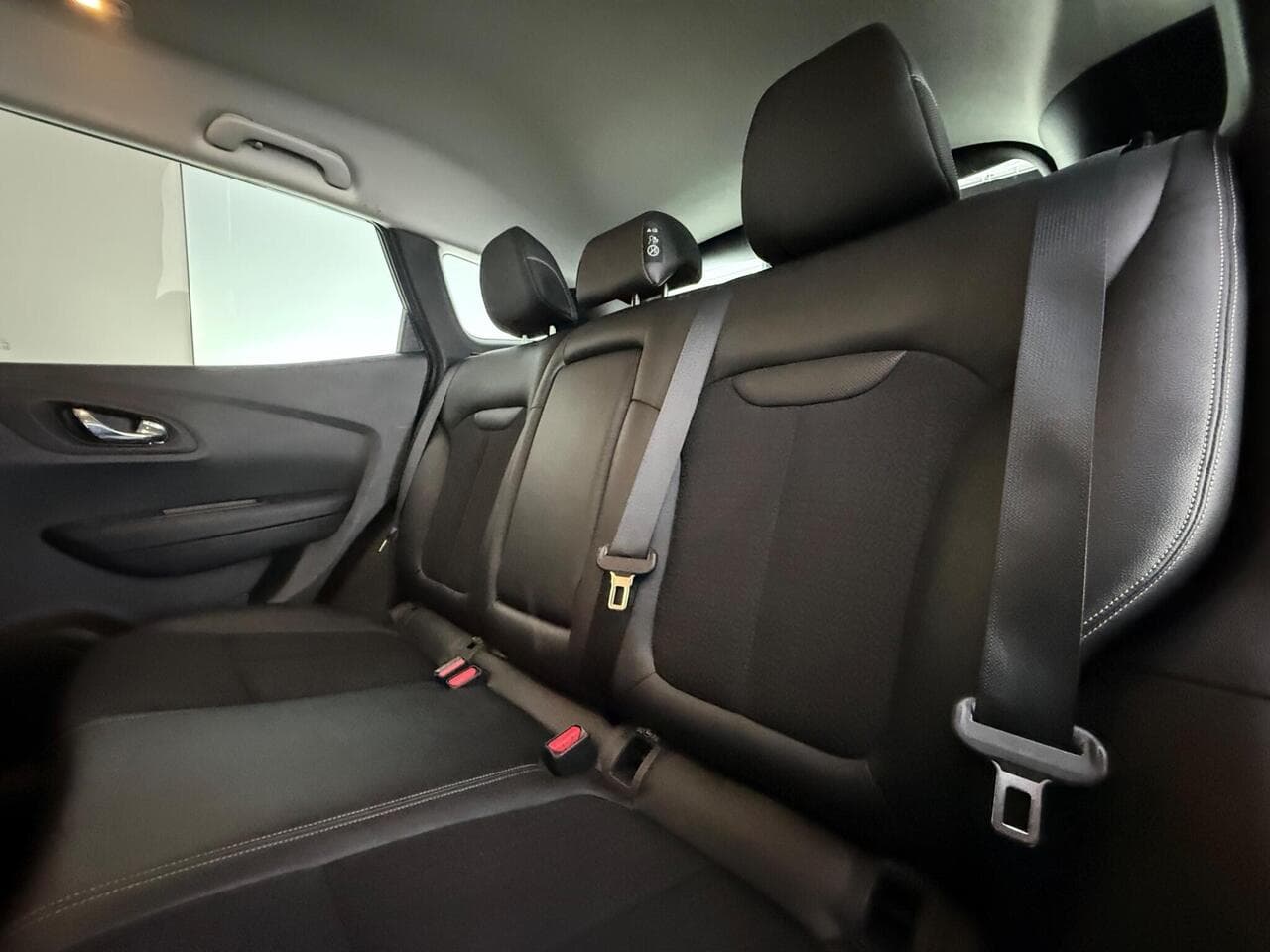 Renault Kadjar thumbnail Seats Rear