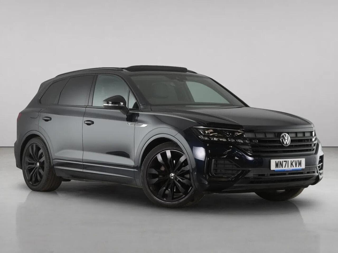 Volkswagen Touareg - Volkswagen Touareg 3.0 TDI V6 Black Edition SUV 5dr Diesel Tiptronic 4Motion Euro 6 (s/s) (286 ps)