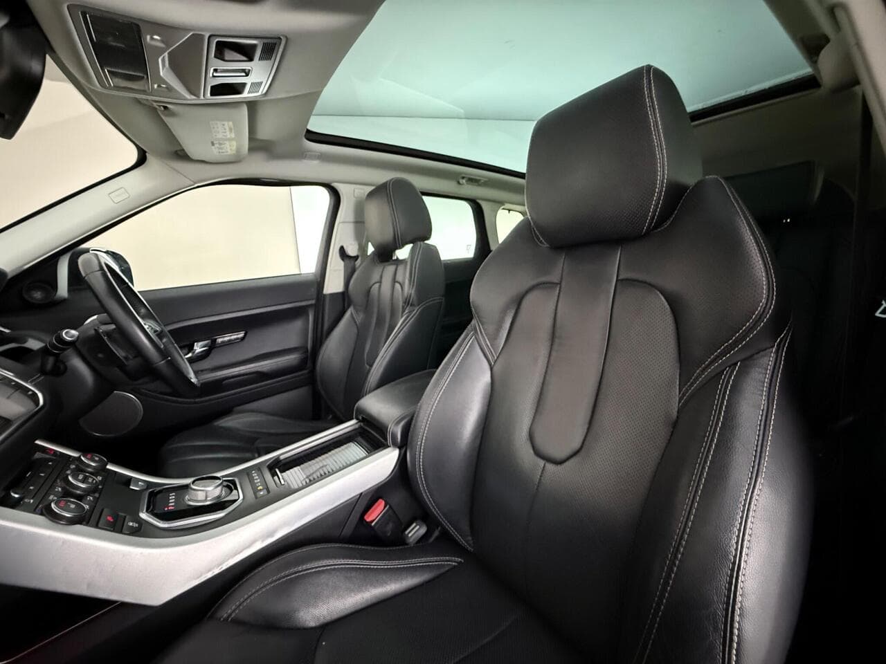 Land Rover Range Rover Evoque thumbnail Seat Front Passenger