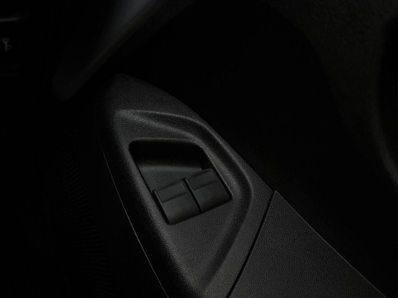 Citroen C1 thumbnail Misc Controls