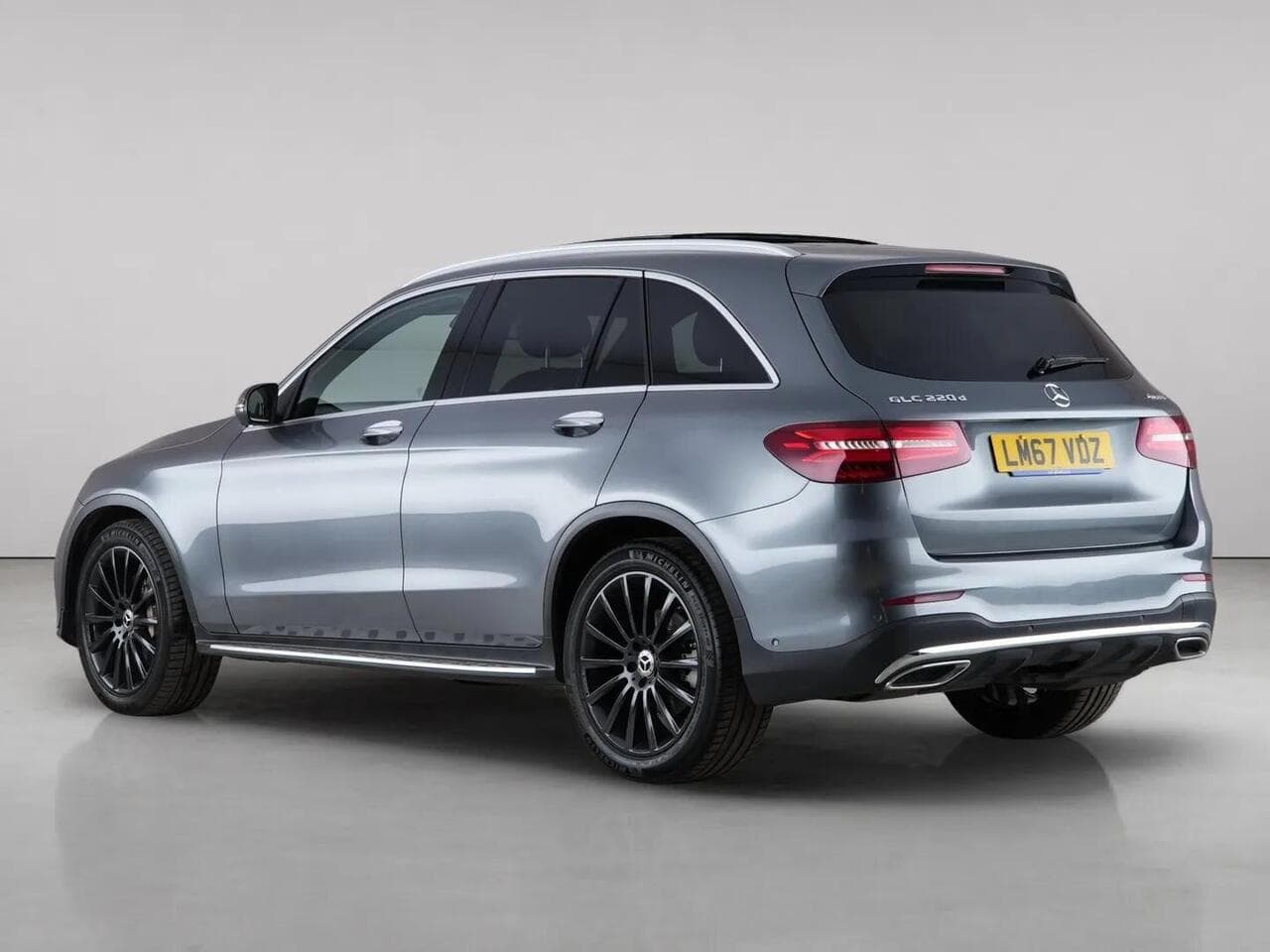 Mercedes-Benz GLC thumbnail Rear Left